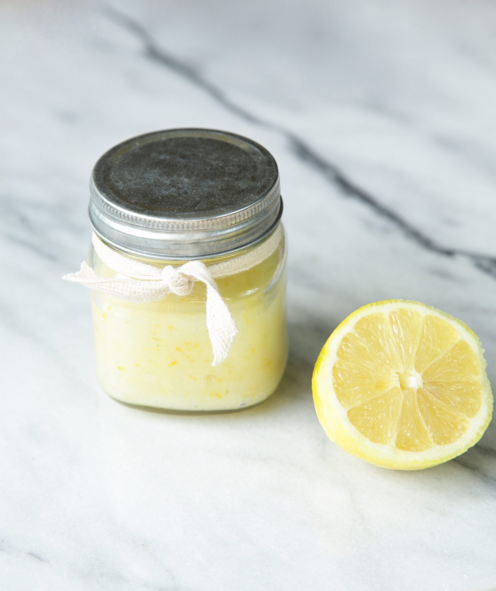 DIY: Lemon Sugar Scrub